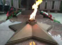 Звезда литье из бронзы (518296) поставка комплект горелка ГВД 379 10 89 00 ПС вечный огонь ø 1100 мм. монолит - в Рубцовске