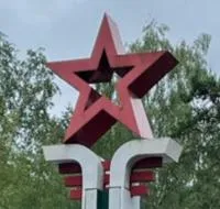 Красная звезда на стелу в Рубцовске (518402)